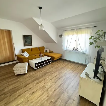 Apartmany Mocovice דירה *
