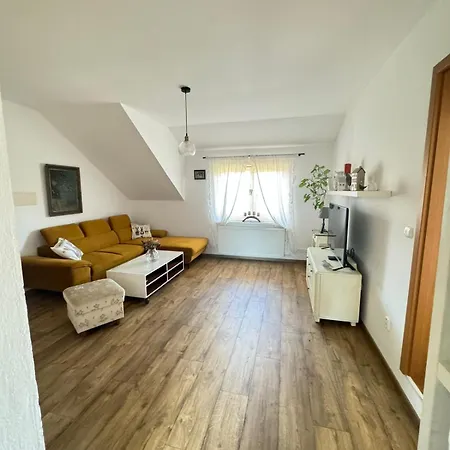 Apartmany Mocovice דירה *