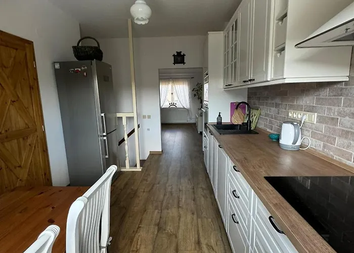 شقة Apartmany Mocovice *